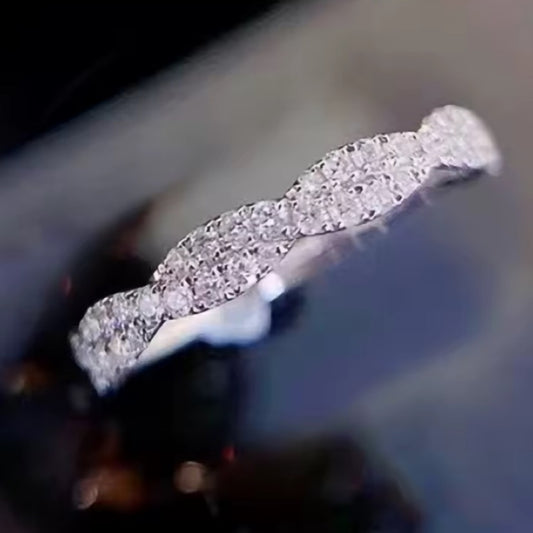 Silver twisted band ring size 8