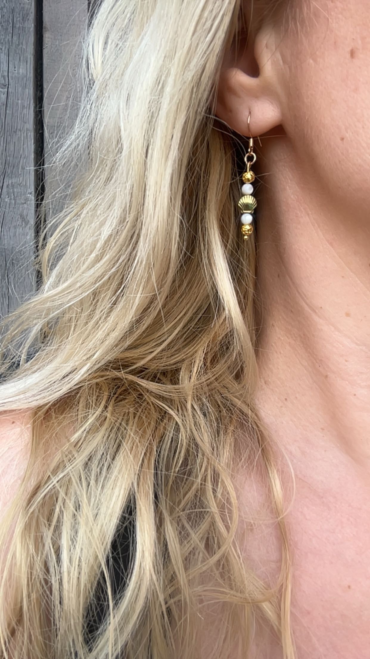 Talia shell earrings