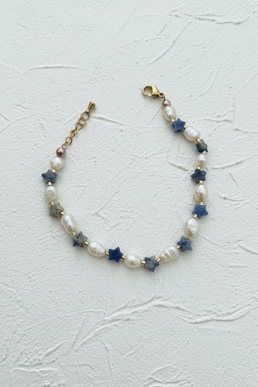 Fresh water pearl and sodalite star gemstone bracelet