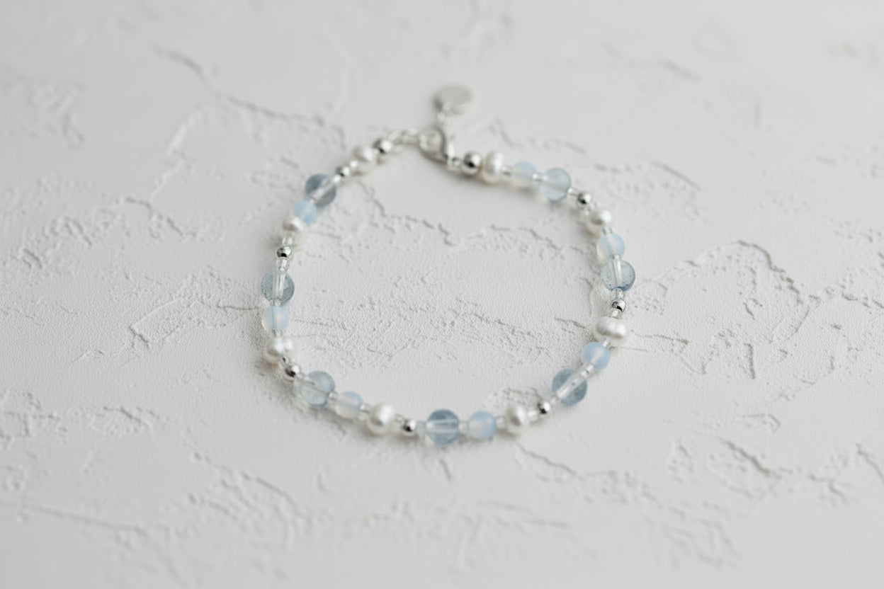 Fresh water pearl, Opalite and clear quartz bracelet