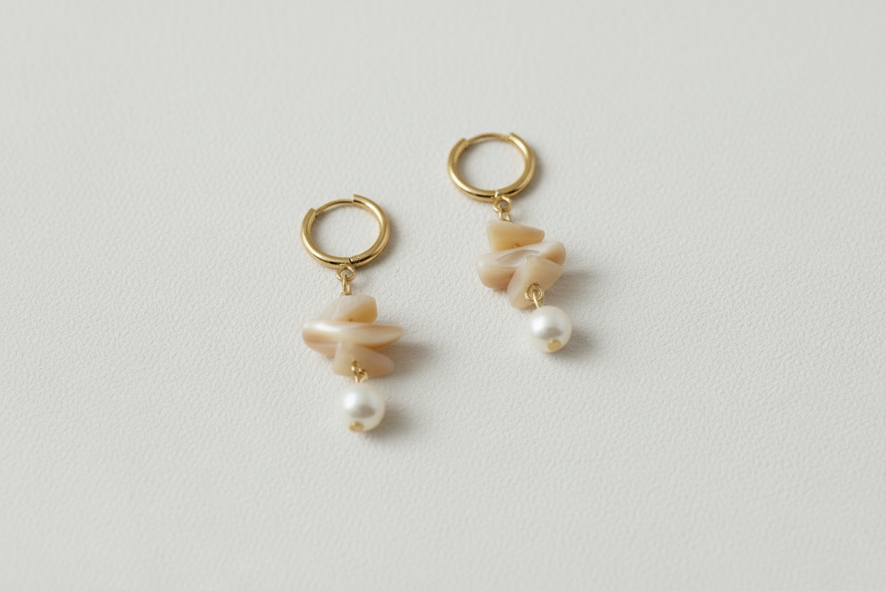 Cream mother of pearl & fresh water gold huggies