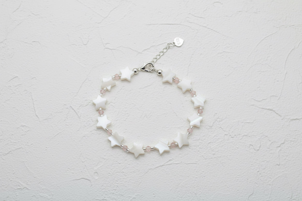 Mother of pearl star bracelet