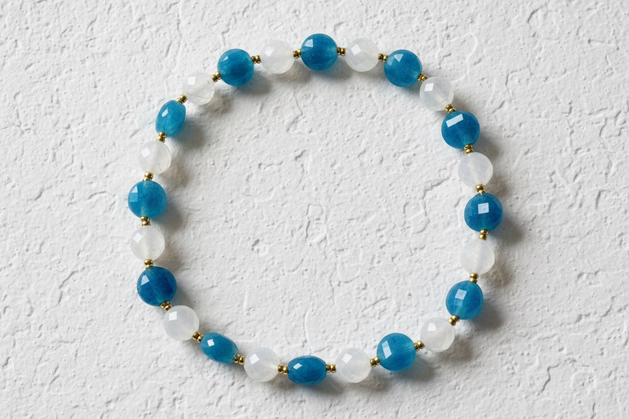 Apatite & moonstone bracelet