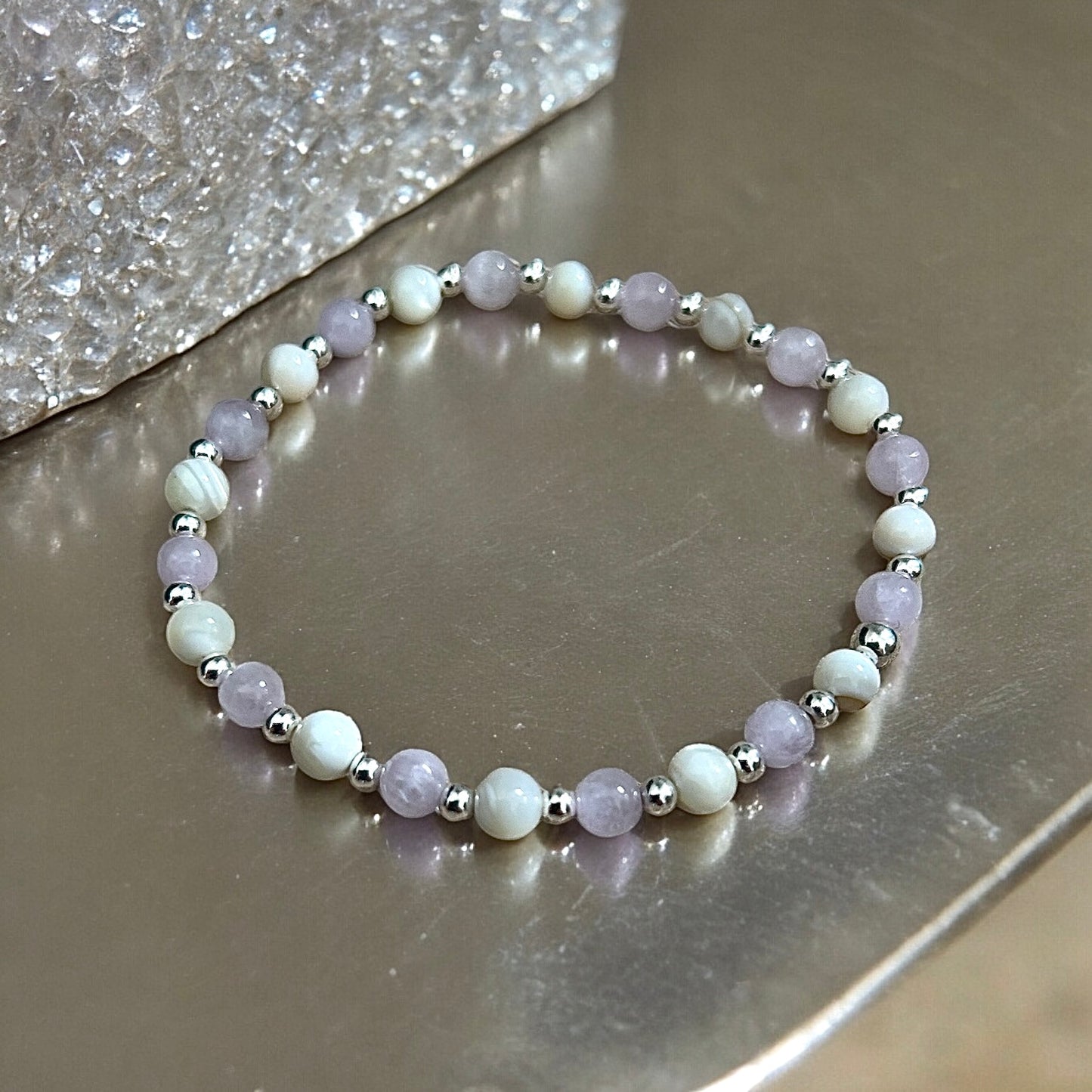 Mother of Pearl, Kunzite & 925 silver beaded bracelet