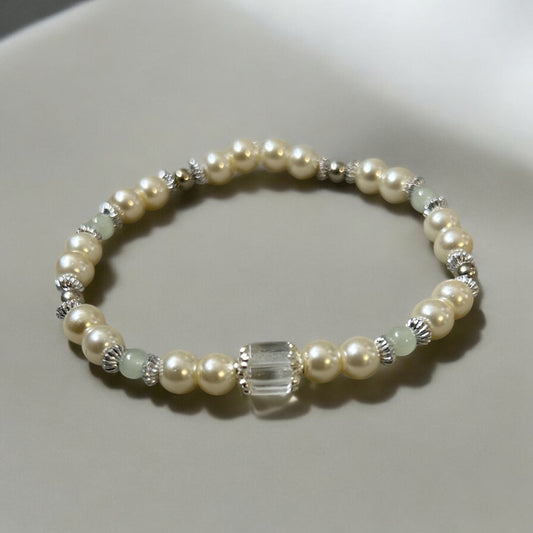 Glass pearly sage green beaded bracelet