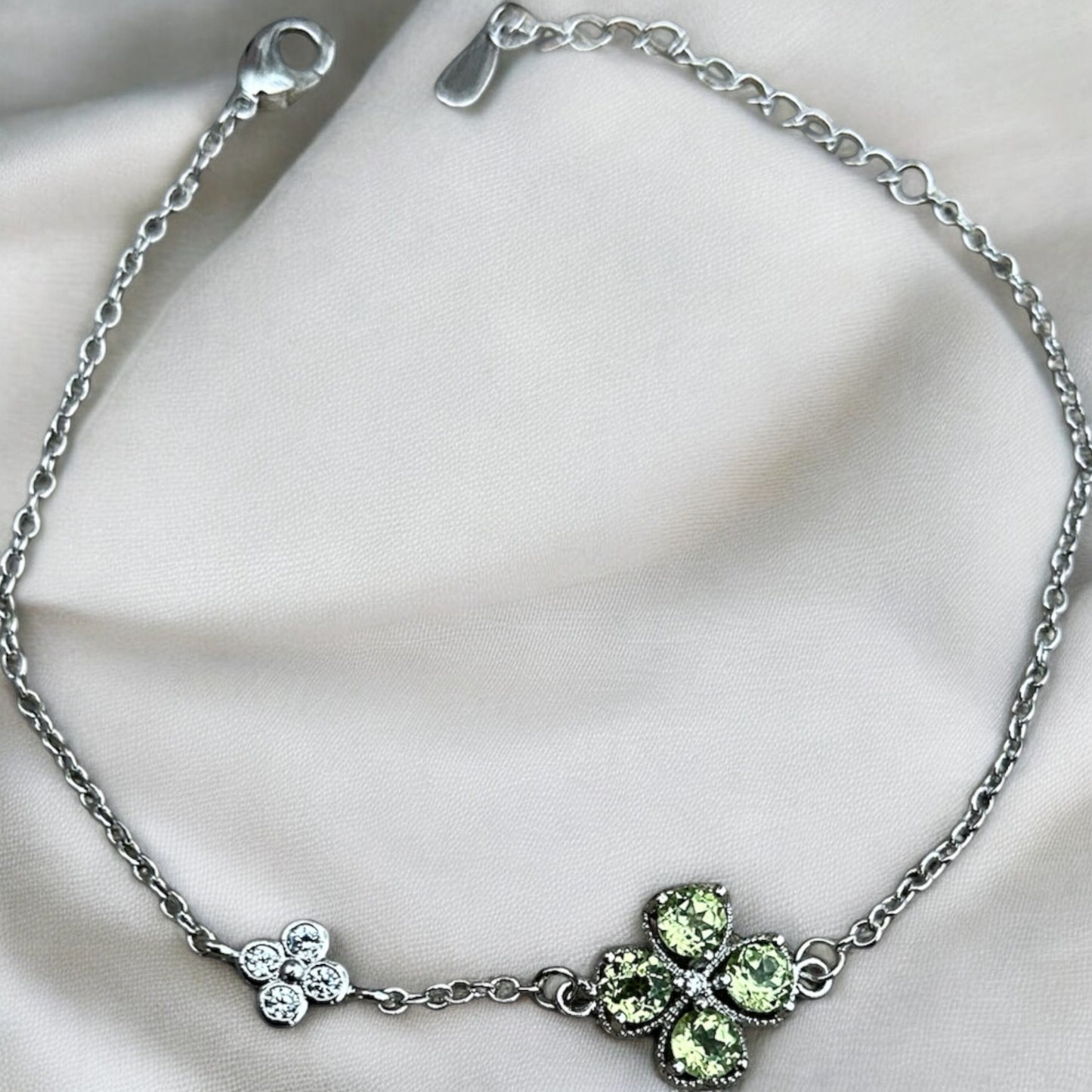 Peridot clover bracelet