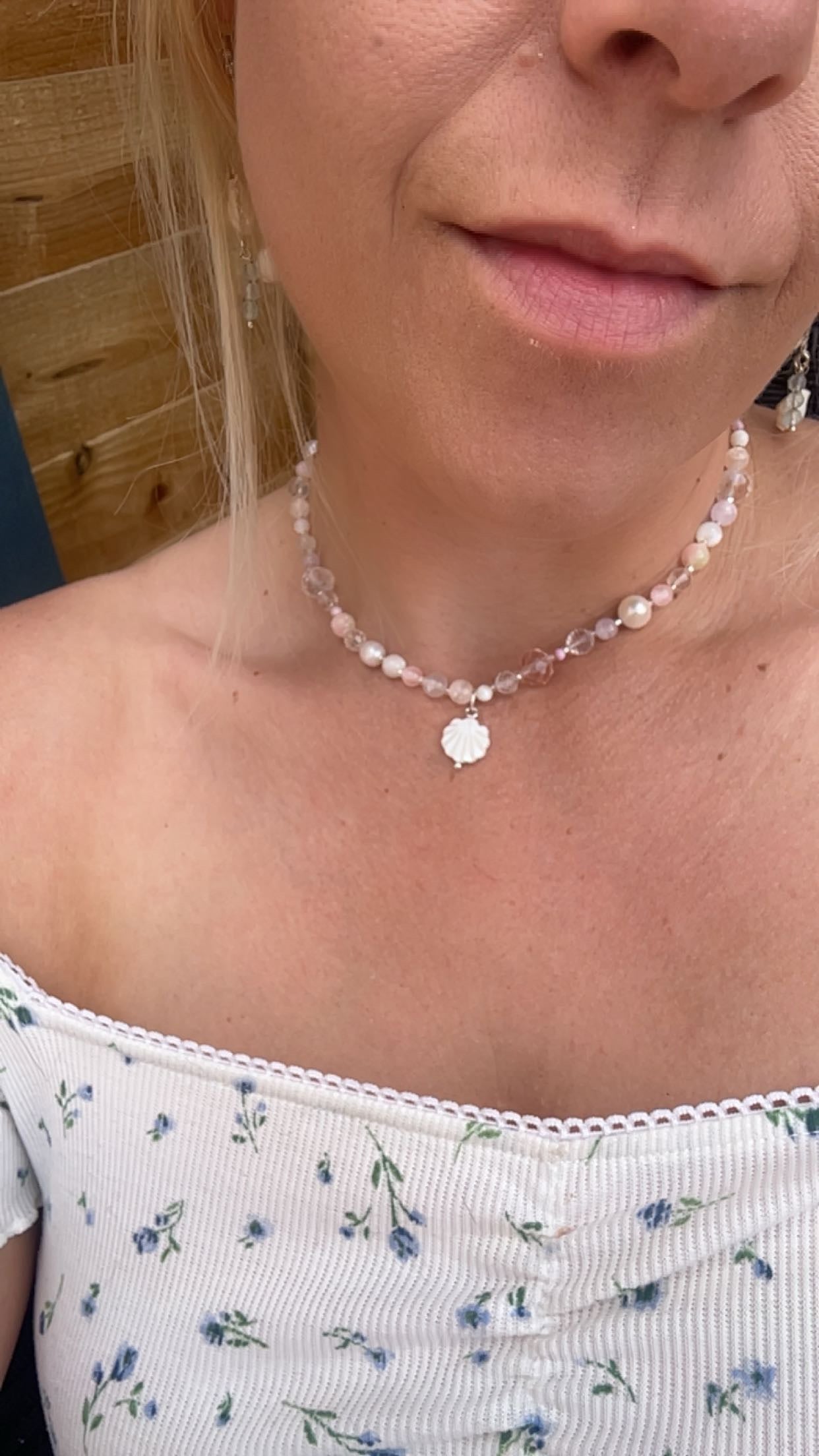 Princess choker