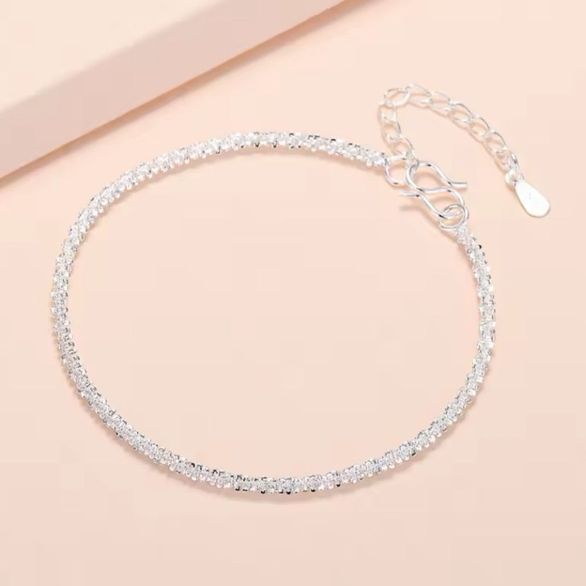 Dainty shimmer bracelet