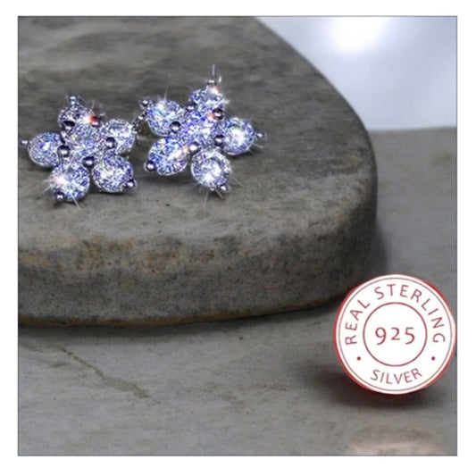 Flower crystal stud earrings