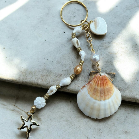 Cici shell keychain
