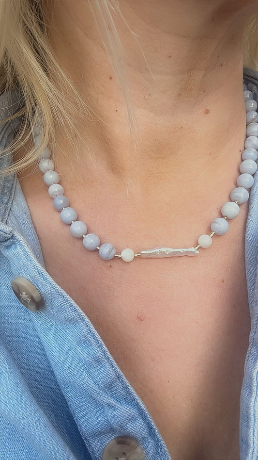 Tidal necklace