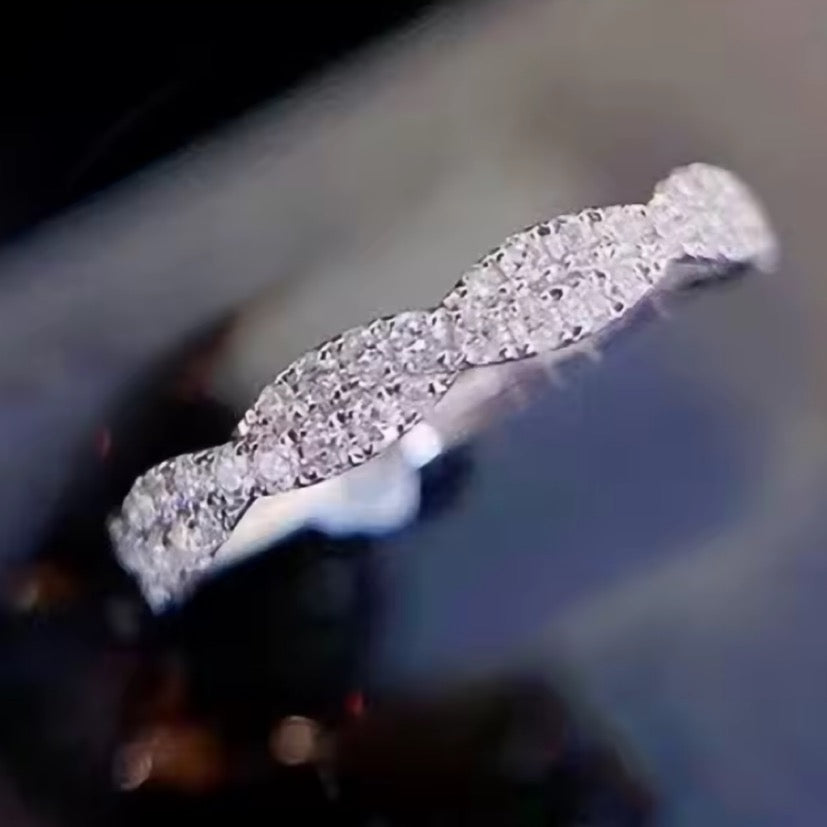 Silver twisted band ring size 8