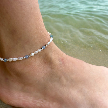 Blue sterling silver clover studs