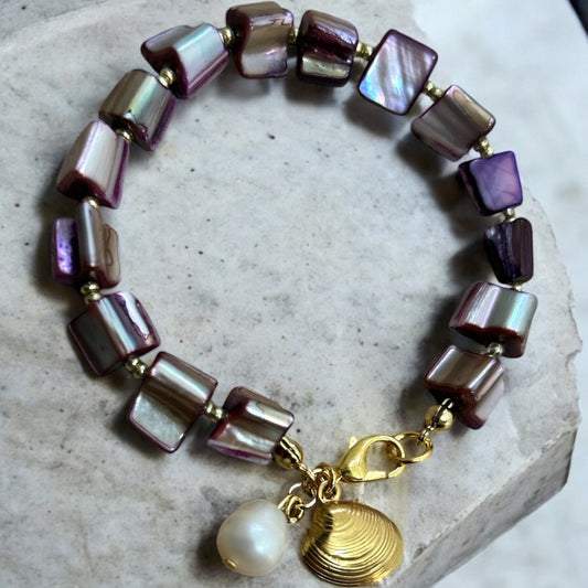 Purple shimmer mother of pearl bracelet