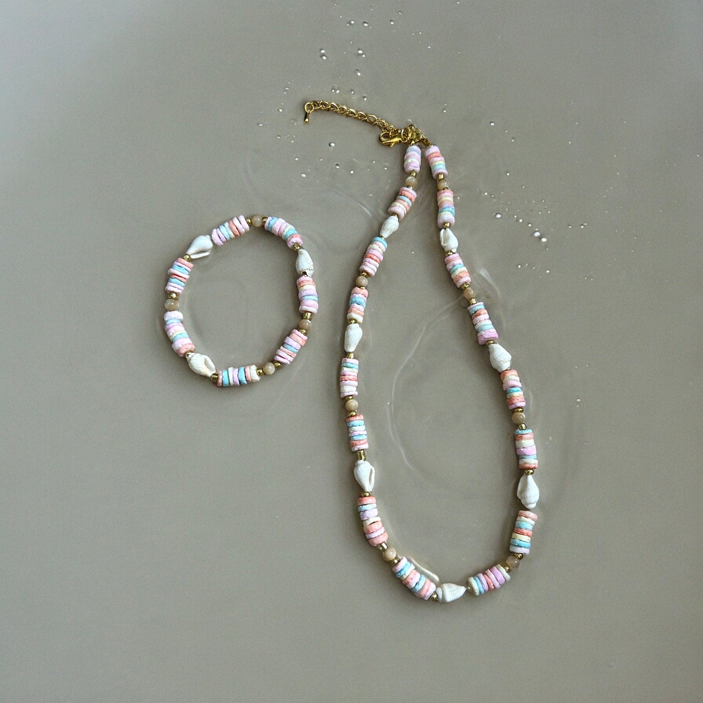 Coral sands set