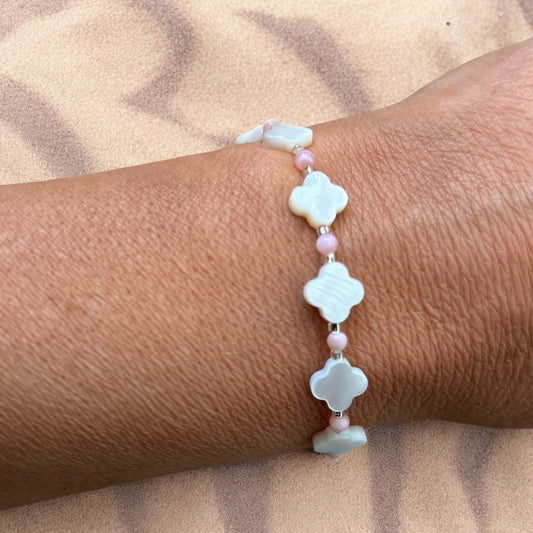 Mother of Pearl (hint of pink) clover bracelet