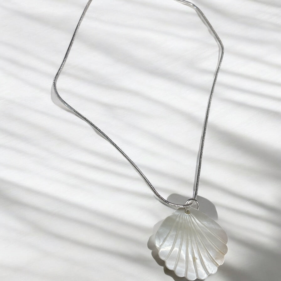 Mother of pearl shell (925 silver)