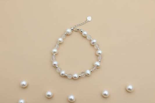 Fresh water pearl and moonstone bracelet