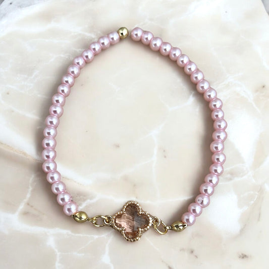 Light pink faux pearl clover bracelet