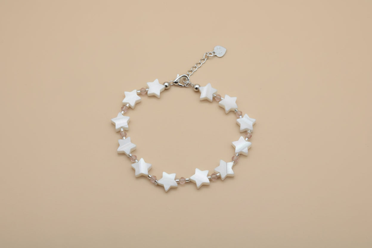 Mother of pearl star bracelet