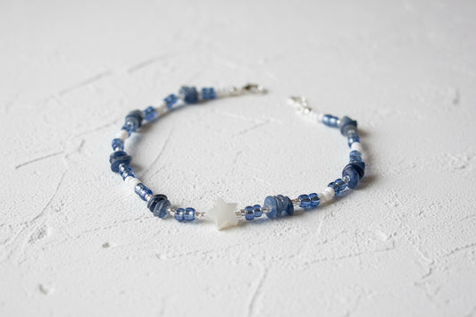 Kyanite & mother of pearl star anklet