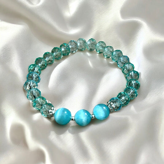 Teal glass & selenite beaded bracelet
