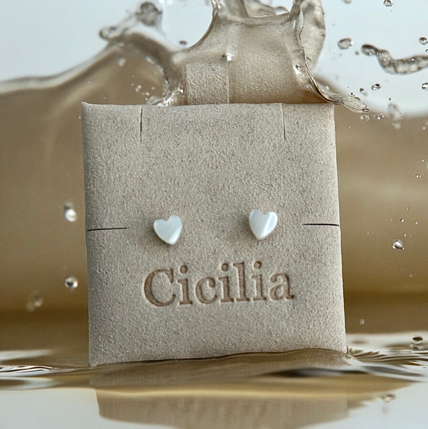 Mother of Pearl heart 925 silver stud earrings