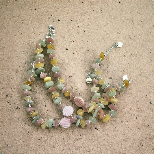 Conch shell & crystal beaded bracelet