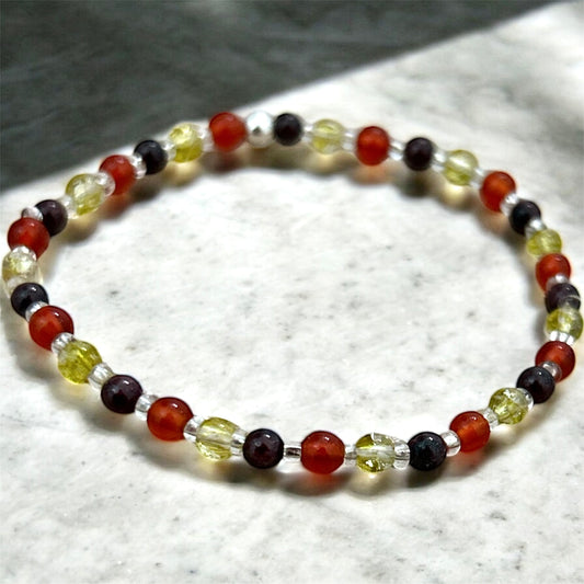 Peridot, garnet & carnelian gemstone bracelet