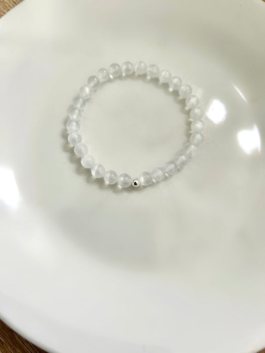 Selenite white beaded bracelet