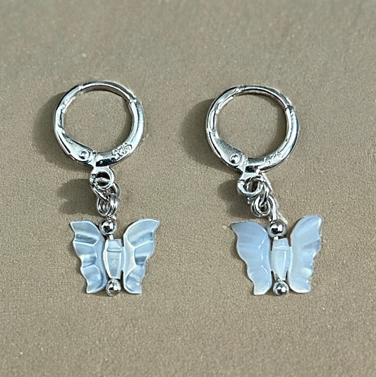 Mother of pearl butterfly 925 silver Huggies