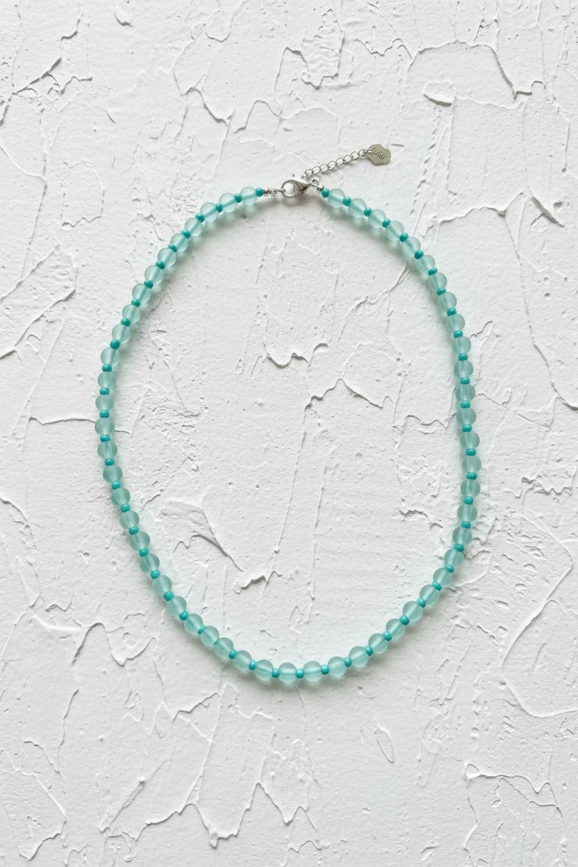 Frosted mint necklace