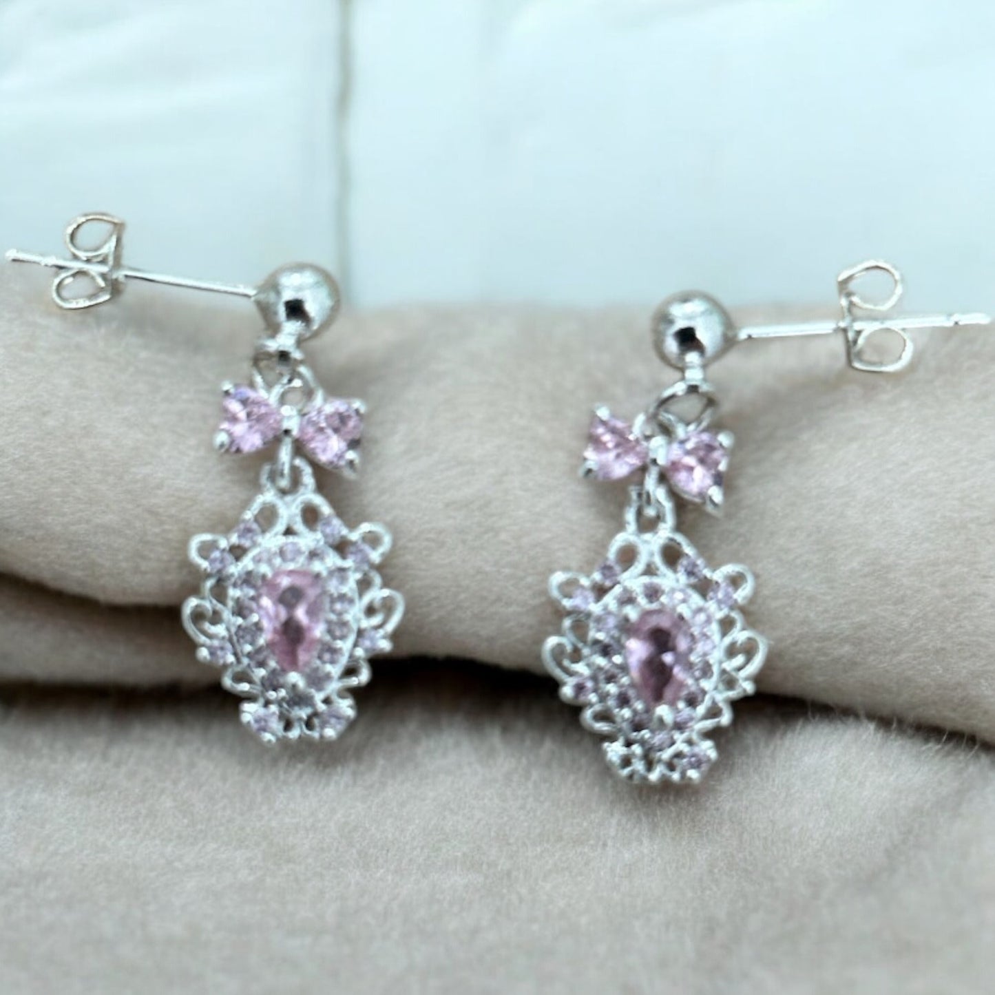 Amelia earrings