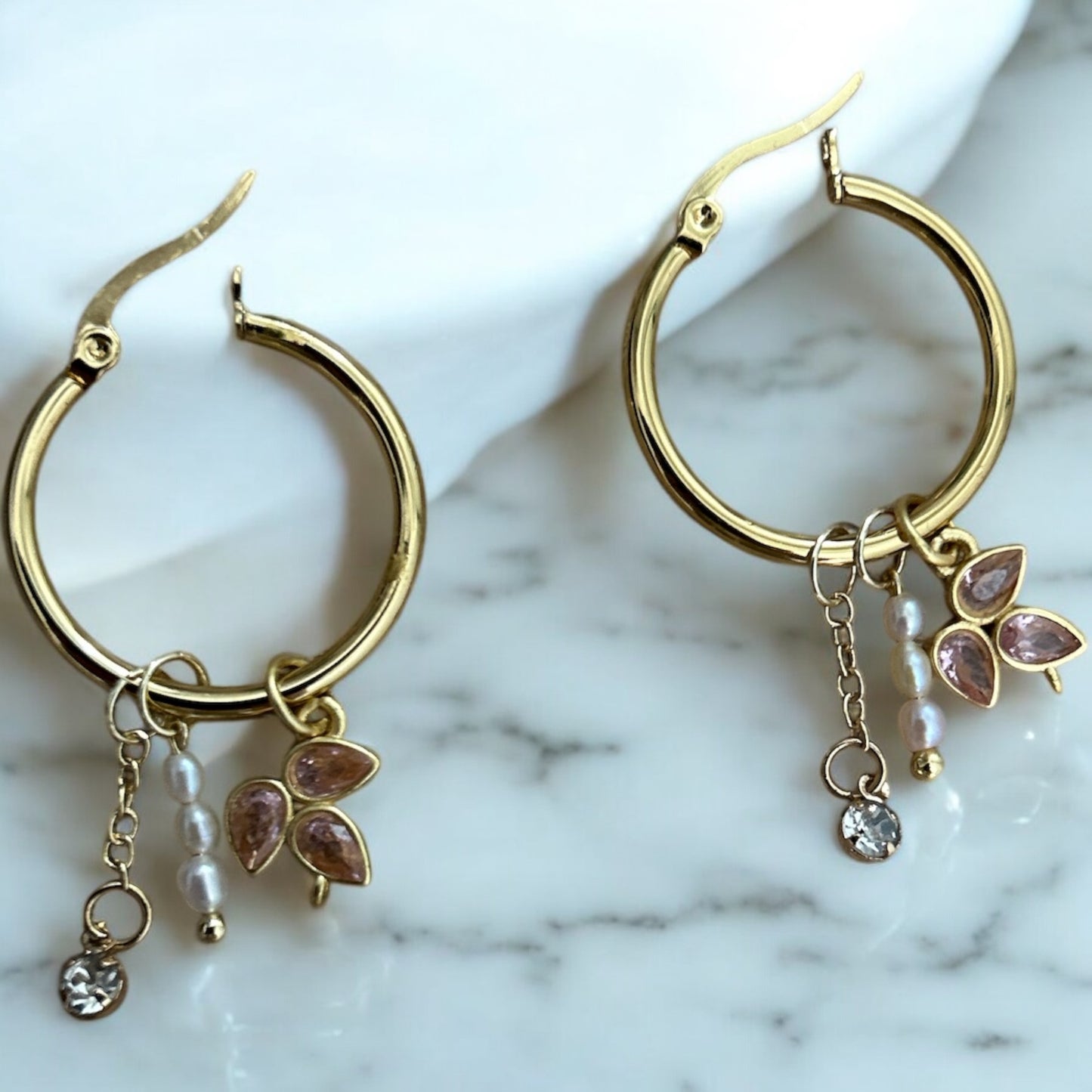 Bella hoops
