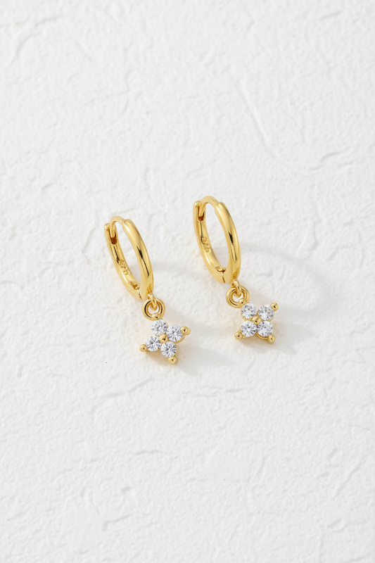 Gold clover huggies
