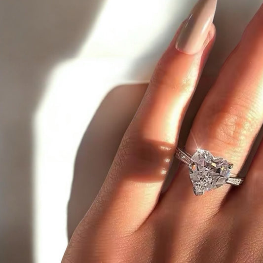 Sterling silver zircon heart ring size 8