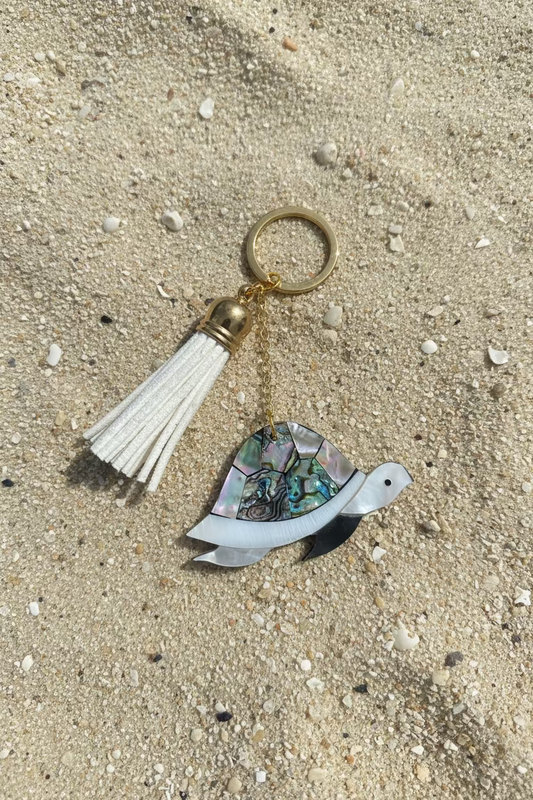 Turtle mother of pearl keychain