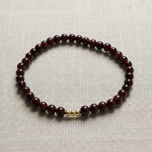 Garnet beaded bracelet