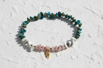 Gold gem leaf & crystal chip stretch anklet