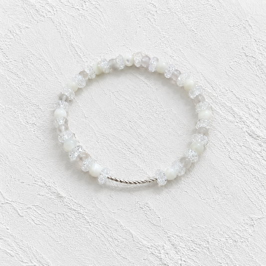Lilly bracelet
