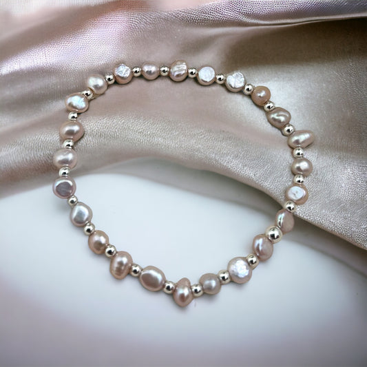 Pale pink pearl bracelet