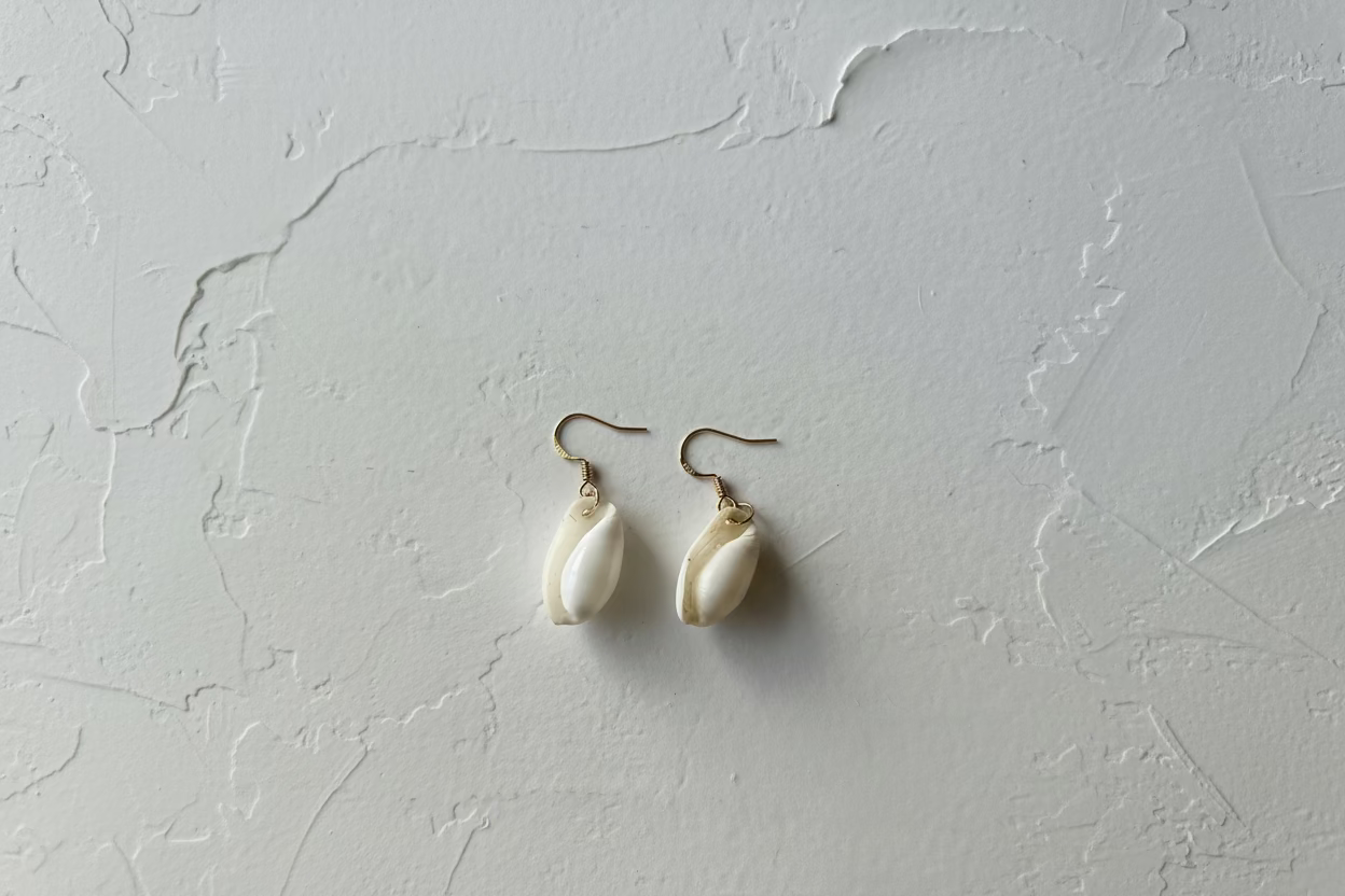 Tallulah shell earrings (925 gold plated)
