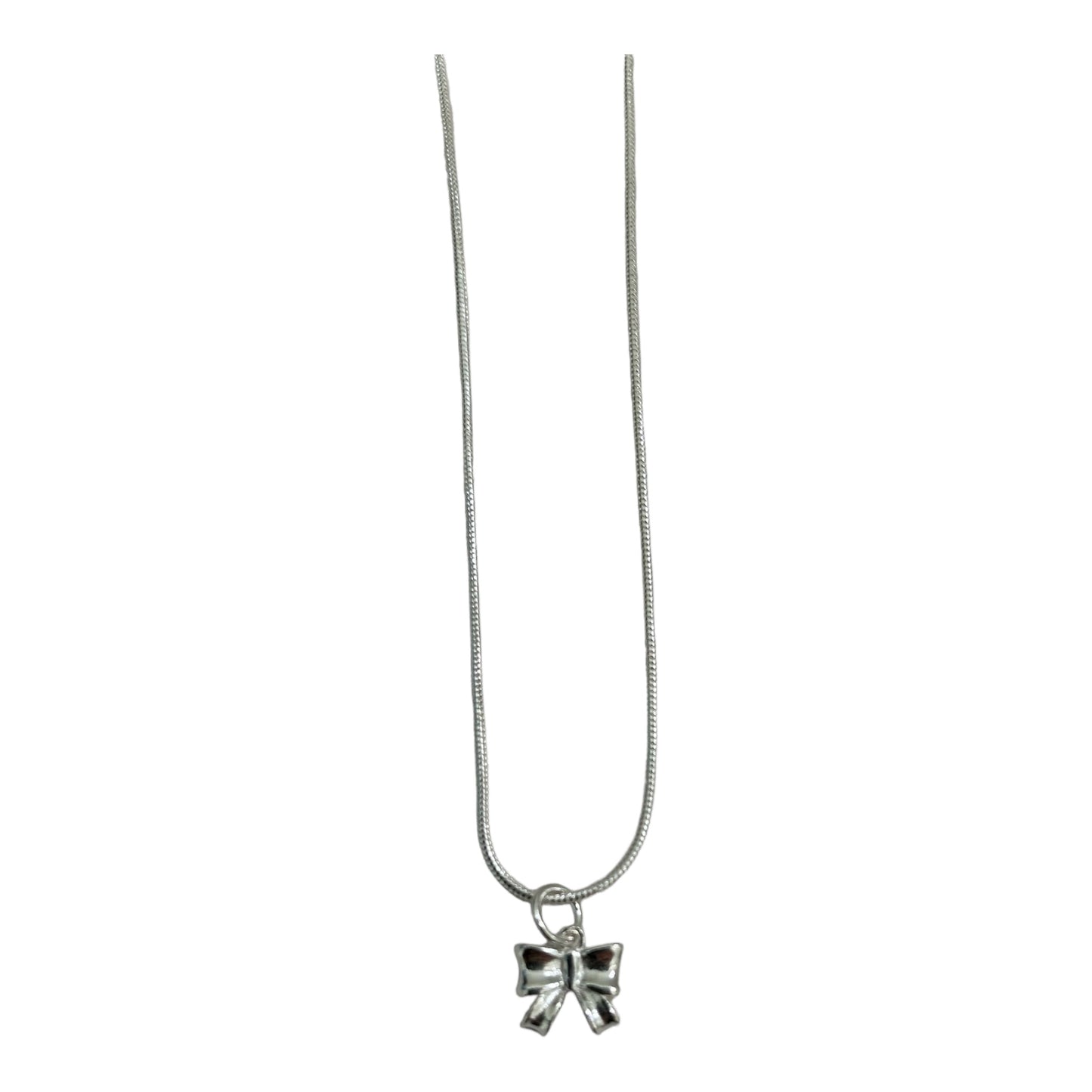 Bow necklace