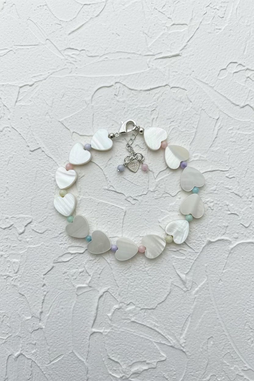 Mother of pearl heart & mini pastel mother of pearl bracelet