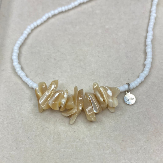 Golden shell chip necklace