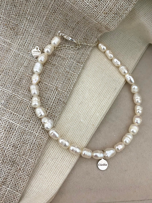 Fresh water Pearl classic look bracelet